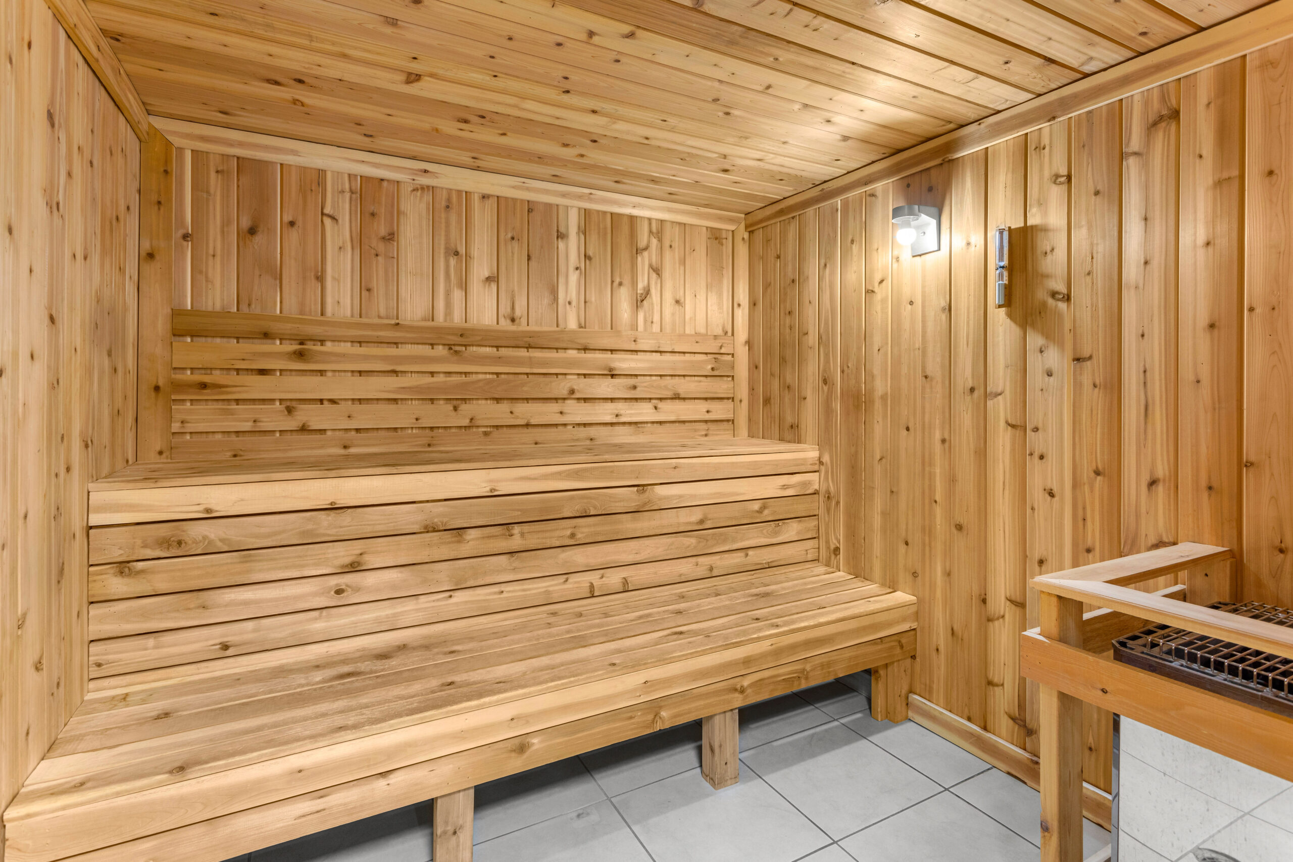 Sauna & Steam Room